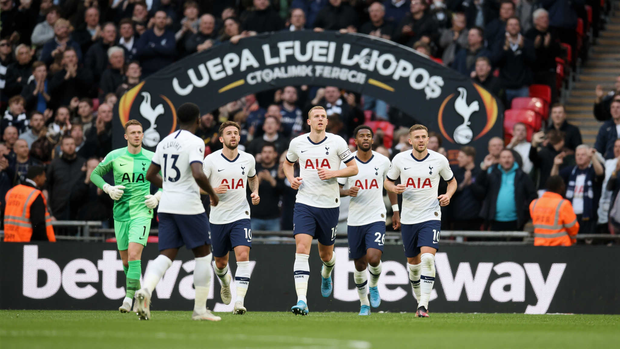 赛季总结:热刺欧战突围,联赛失意雷速聚焦 引言部分:如何评价本季热刺的表现?是重新崛起的信号